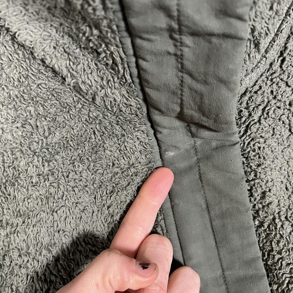 Vuori Jacket Womens XS Green Cozy Sherpa Fleece Full Zip Lined Short Pockets - Picture 2 of 9